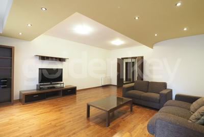 Apartament cu 3 camere langa parc, garaj - 2