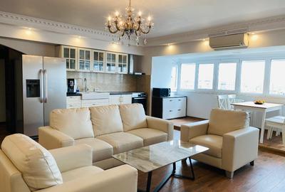 Apartament cu 3 camere decomandat, mobilat în Gorjului