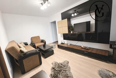 Apartament cu 3 camere decomandat, mobilat în Casa de Cultură