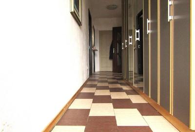 Cu mare potential! Vanzare Casa P+Pod si acoperis TIP TERASA in Ulmi. - 10