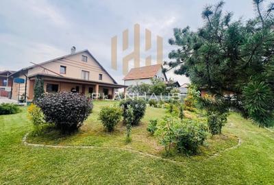 Casă cu 5 camere în Săsar