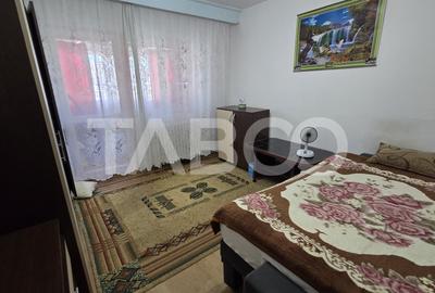 Apartament cu 2 camere decomandat, mobilat în Ștrand