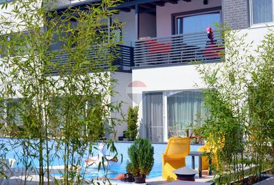 Complex cu piscina si terasa, de vanzare la 200 m de mare, Mamaia Nord - 11