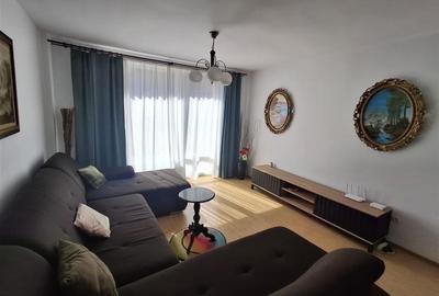 Apartament cu 4 camere decomandat în Hipodrom 3