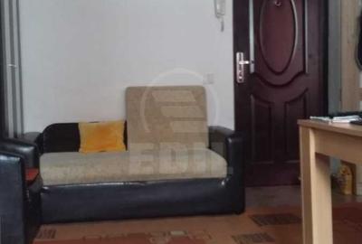 Apartament de o camera, zona Eroilor/ Parcare inclusa - 2