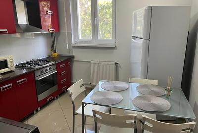Apartament cu 2 camere decomandat, mobilat în Drumul Taberei