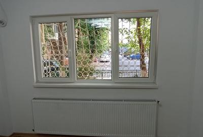 Apartament cu 3 cam cf 1 dec, mobilat si utilat, P/8 --Pecineaga sector 5 - 17