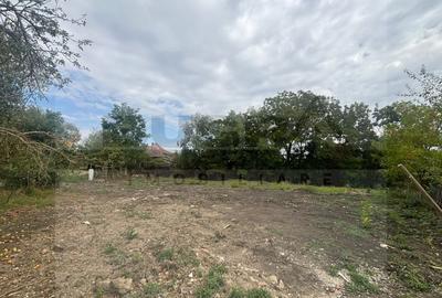 Teren Construcții intravilan de 657 mp, în Boju