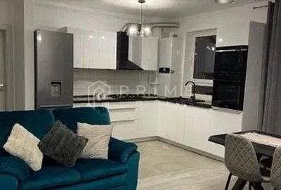 Apartament cu 3 camere decomandat în Libertății