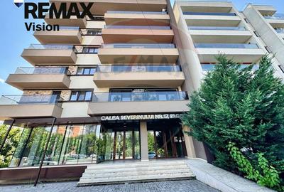 Apartament cu 3 camere decomandat, mobilat în Calea Severinului