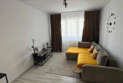 Apartament cu 2 camere decomandat în Milcov