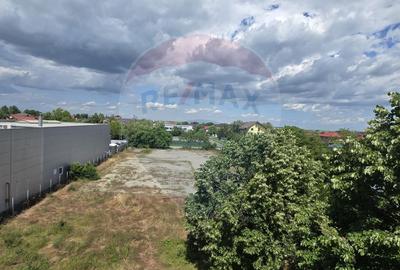 De Vânzare Clădire de Birouri 1.769 mp cu Teren 3.728 mp DN4 - 35