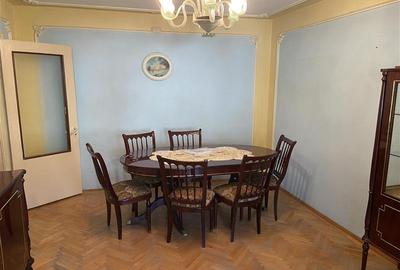 Apartament 3 camere Focsani ,zona centrala , 2 bai , decomandat , liber - 2