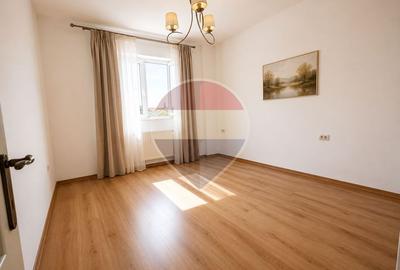 Casa / Vila cu 4 camere de inchiriat in zona Mamaia nord Constanta - 8