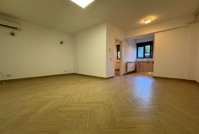 Apartament cu 2 camere semidecomandat, mobilat în Beller