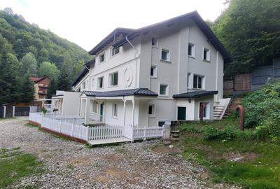 Casa / vila la munte in Complex Valea Neagra, statiunea Cheia - Prahova - 7