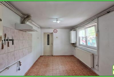 Casa 118 mp, teren 300 mp de vânzare, Ploiești, zona Praga, ECX19152 - 5