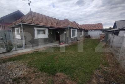 Casă individuală cu 3 camere în Beclean