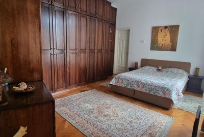 Apartament 4 camere  Calea Victoriei- Dacia ( Universitatea de Arte) - 12