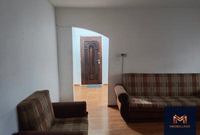 Apartament 2 camere, Zona Primaverii , etaj 4, semidecomandat - 10