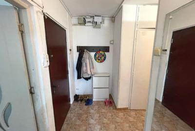 Apartament 3 camere, Etaj 1/4,bloc 1985,posibilitate centrală-Militari - 1