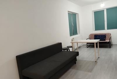 Apartament cu 2 camere semidecomandat în Văcăresti