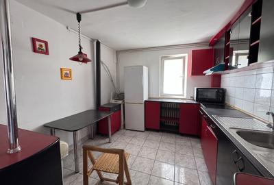 Apartament 3 camere zona Gorjului | Metrou la 2 min - 3