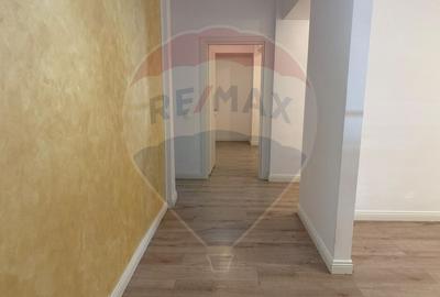 INCHIRIERE Apartament cu 3 camere in zona Aviatiei - 6