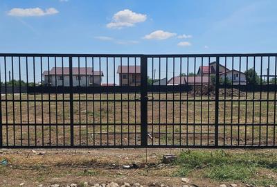 Lot de teren in complex privat cu gard si utilitati - apa, canal, curent, PUZ - 1