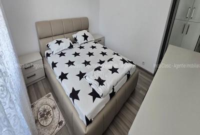 ETAJ 1,Micro  3 Târgoviște,  vânzare apartament 3camere - 2