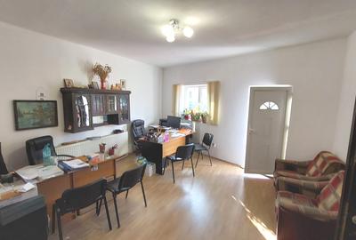 Casa individuala si curte de 480 mp zona Piata Cluj - 2