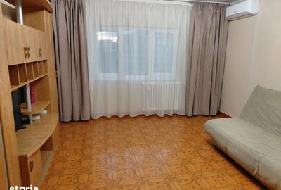 Apartament cu 3 camere decomandat în Nerva Traian
