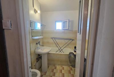Apartament de inchiriat, 2 camere, decomandat, 45 mp, Galata - 11