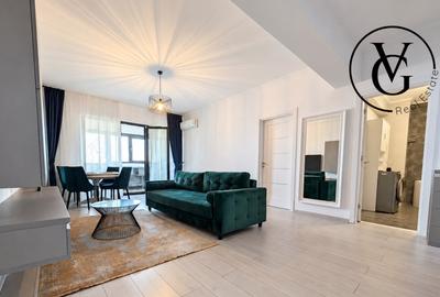Apartament cu 2 camere semidecomandat, mobilat în Faleza Nord