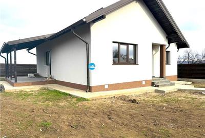 Casa individuala in Horpaz , 3 cam, 550 teren - 10