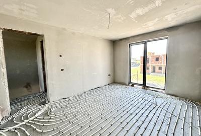 Duplex despartit prin camera tehnica | 4 camere | 115 mp utili | Drumul Boilor - 18