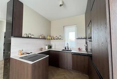 CASA PARTER MOBILATA SI UTILATA-3 CAMERE-2 BAI-STR.MIORITA - 28
