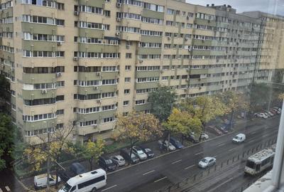 4 camere renovat , et 7/10, zona Colentina MC Donlad's - 4