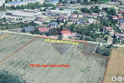 Teren Construcții intravilan de 7610 mp, în Sud