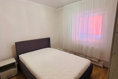 Apartament cu 3 camere semidecomandat, mobilat în Popas Păcurari