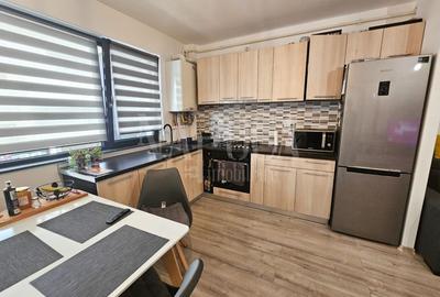 Apartament 2 camere de vanzare in Floresti - 2