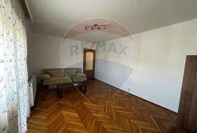 DE INCHIRIAT: Apartament cu 2 camere zona Hotel Europa - 7