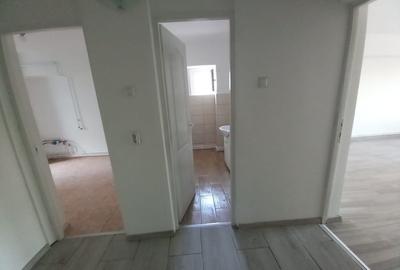 2 camere decomandat, zona CUG,  etaj 1 - 3