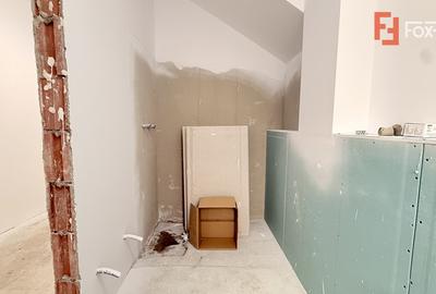 Duplex despartit, de vanzare 4 camere - curent trifazic - Mosnita Veche - 20