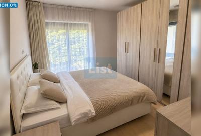 Apartament cu 3 camere semidecomandat, mobilat în Borhanci