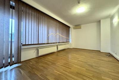 Vila centrala cu 13 camere *460mpu* + garaj // Dorobanți - 32