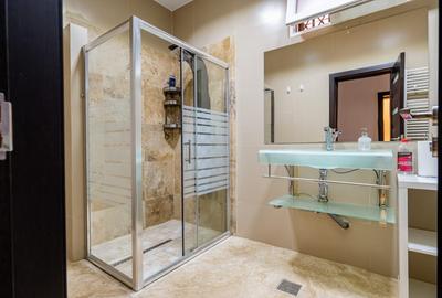 UNIVERSITATE-OFERTA SPECIALA(cod04)-Vila interbelica P+1-Constanta - 10