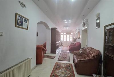 Casa boiereasca, teren 418 mp, pretabila- clinica, birouri, locuinta - 1