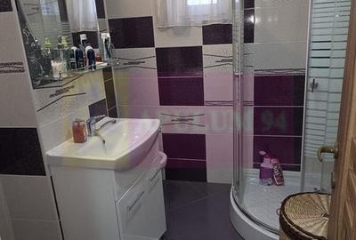 Apartamnet cu 3 camere de vanzare in Campina, Central - 16