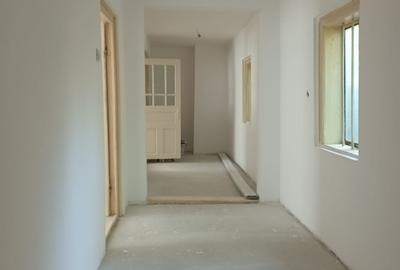 Casă renovată cu teren 786 mp de vânzare în centrul localității Cioranii de Jos - 6